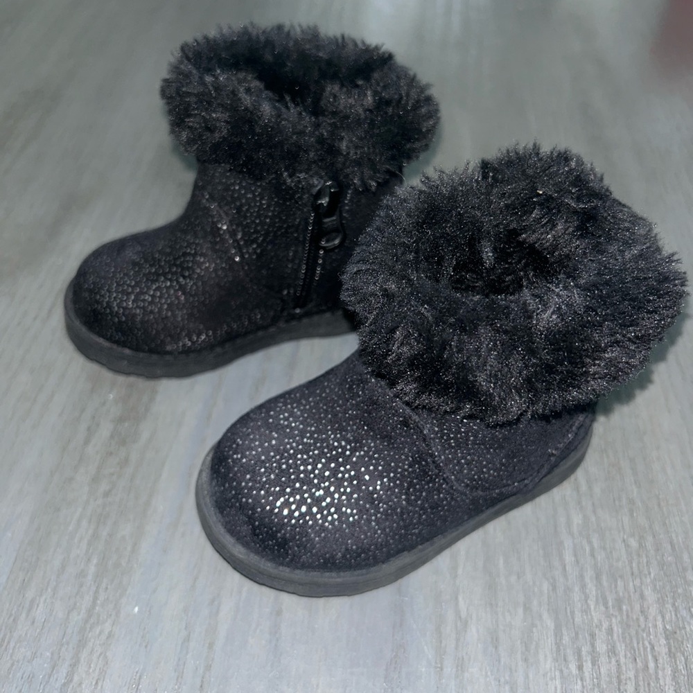 Cat & Jack Black Baby Boots with Furry Trim